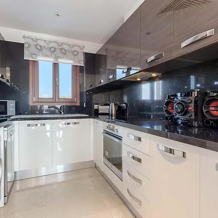 Alexander Heights Premium Ar11 * Kouklia